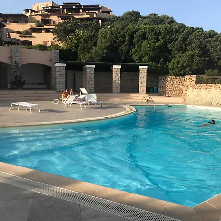 Con Grande Terrazza Vista Mare A Porto Cervo