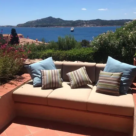 Lägenhet Con Grande Terrazza Vista Mare A Porto Cervo